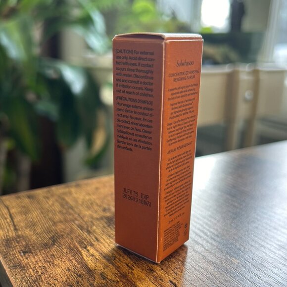 Sulwhasoo Concentrated Ginseng Renewing Serum | Travel Size 5ml - Picture 4 of 5